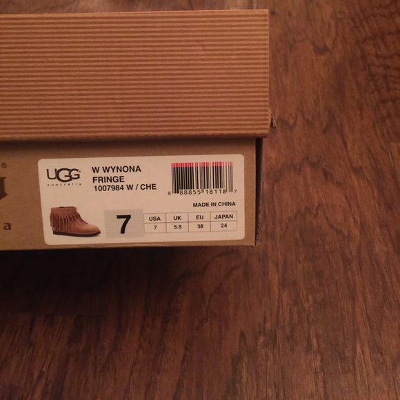 Ugg Wynona Fringe boot chestnut size 7 - Picture 5 of 6